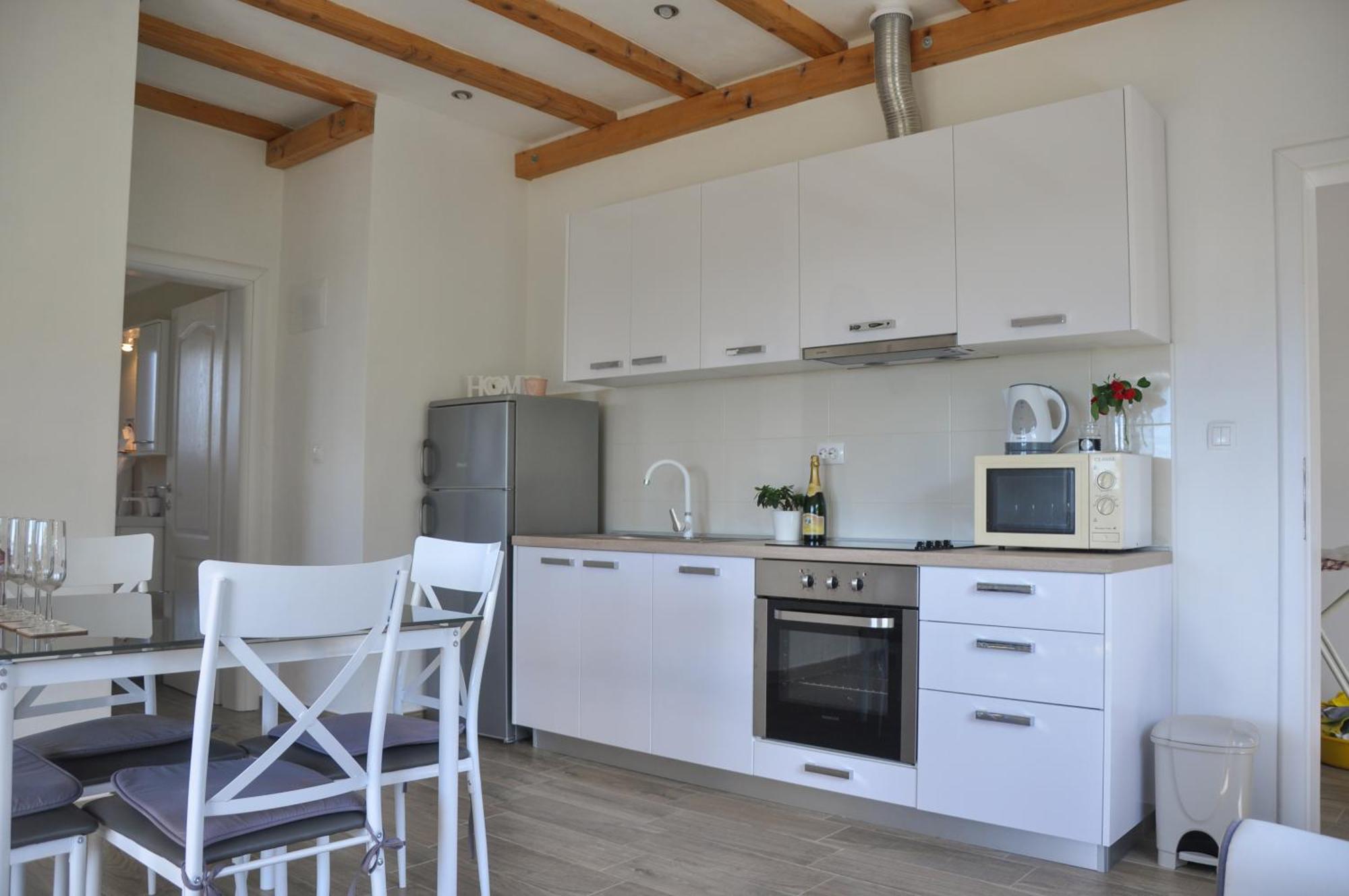 Carnizza Apartment *