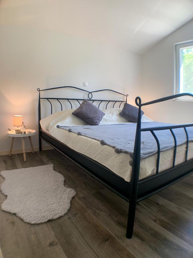 Carnizza Apartment