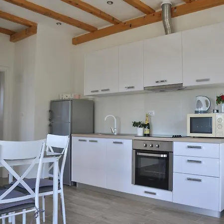 Apartmani Carnizza Ražanac Exterior foto