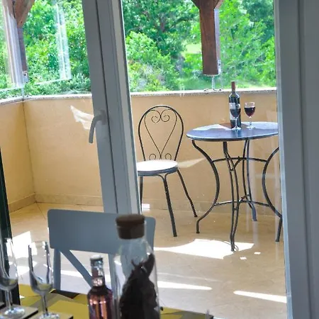 Apartmani Carnizza Ražanac Exterior foto